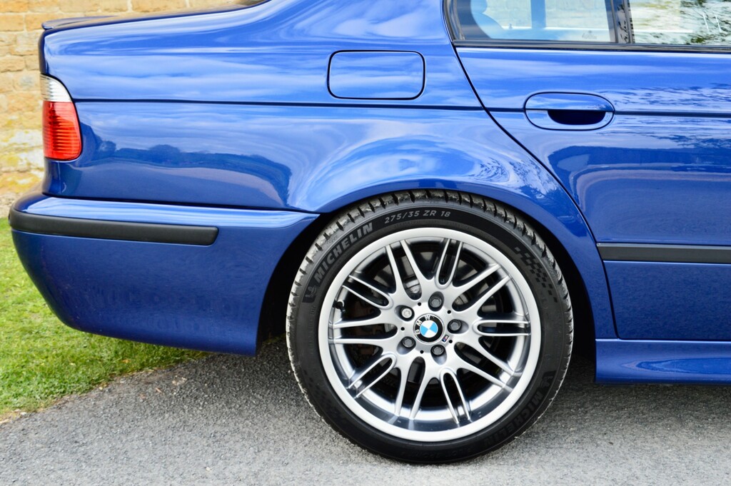BMW M5 4.9I 4dr Blue #40