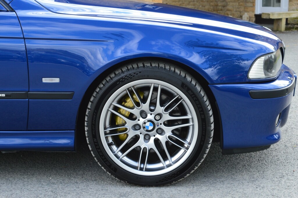 BMW M5 4.9I 4dr Blue #42