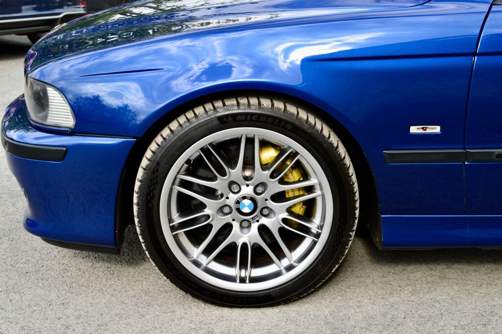 BMW M5 4.9I 4dr Blue #36