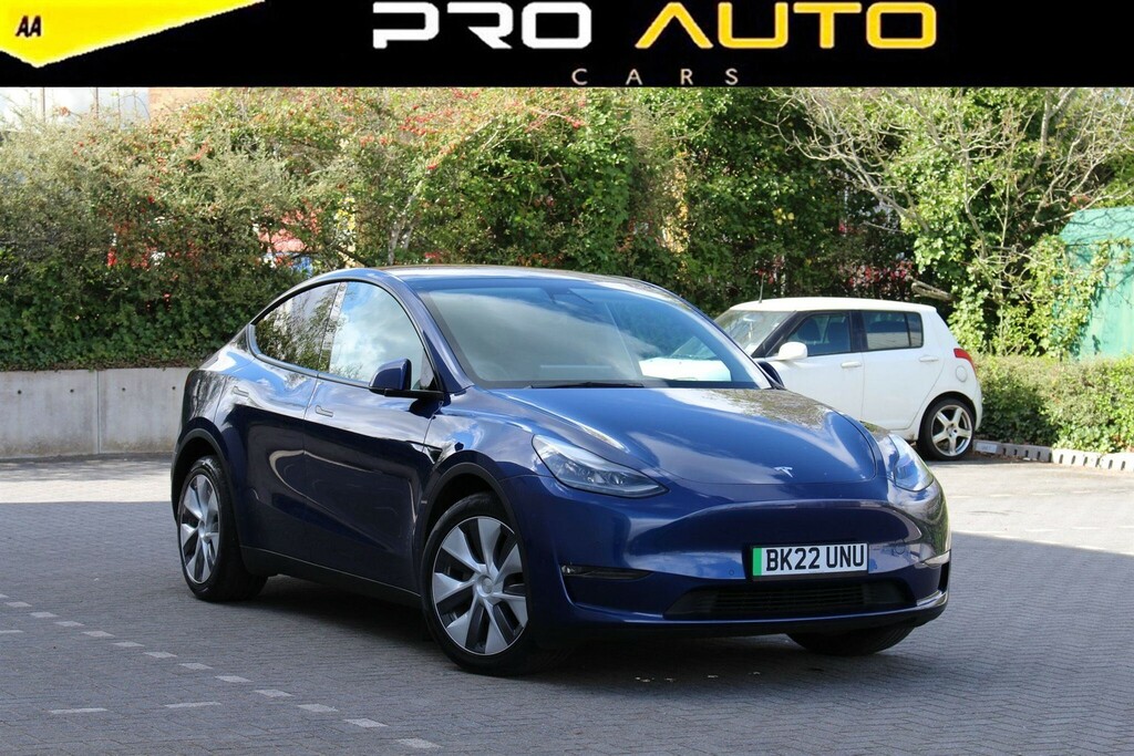 Tesla Model Y Dual Motor Long Range 4Wde