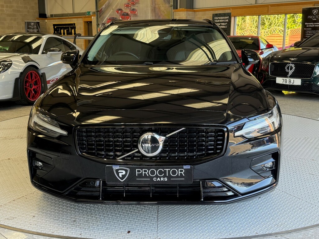Volvo V60 2.0 B3 Mhev Plus Dct Euro 6 Ss SH22VHE #2