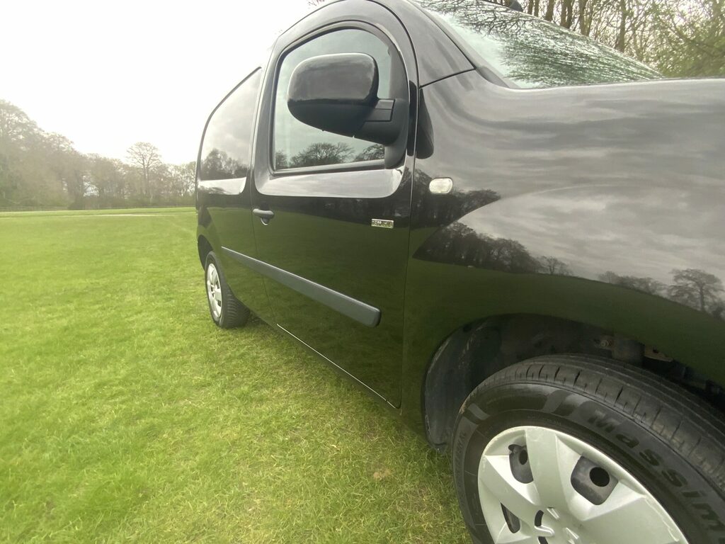 Renault  2.3 Lwb Car Transporter Recovery Truck Grey #4