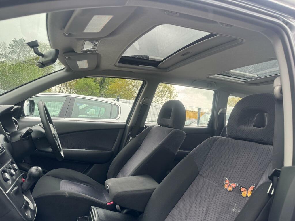 Mitsubishi Outlander 2.4 Equippe Black #18