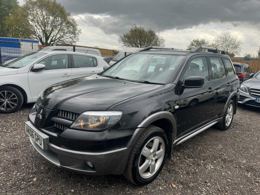 Mitsubishi Outlander 2.4 Equippe Black #6