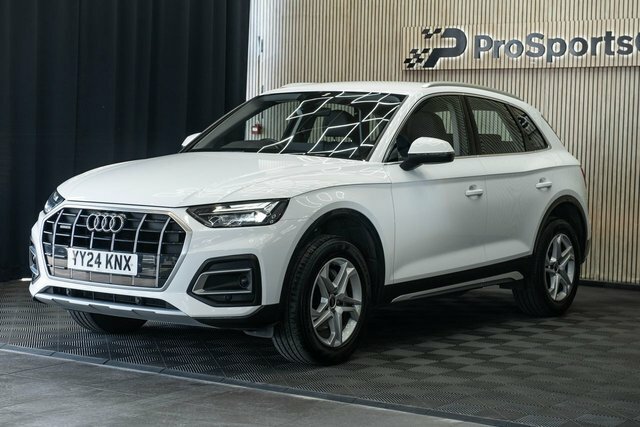 Audi Q5 2.0 Tdi 40 Sport Suv S Tronic Quattro E YY24KNX White #3