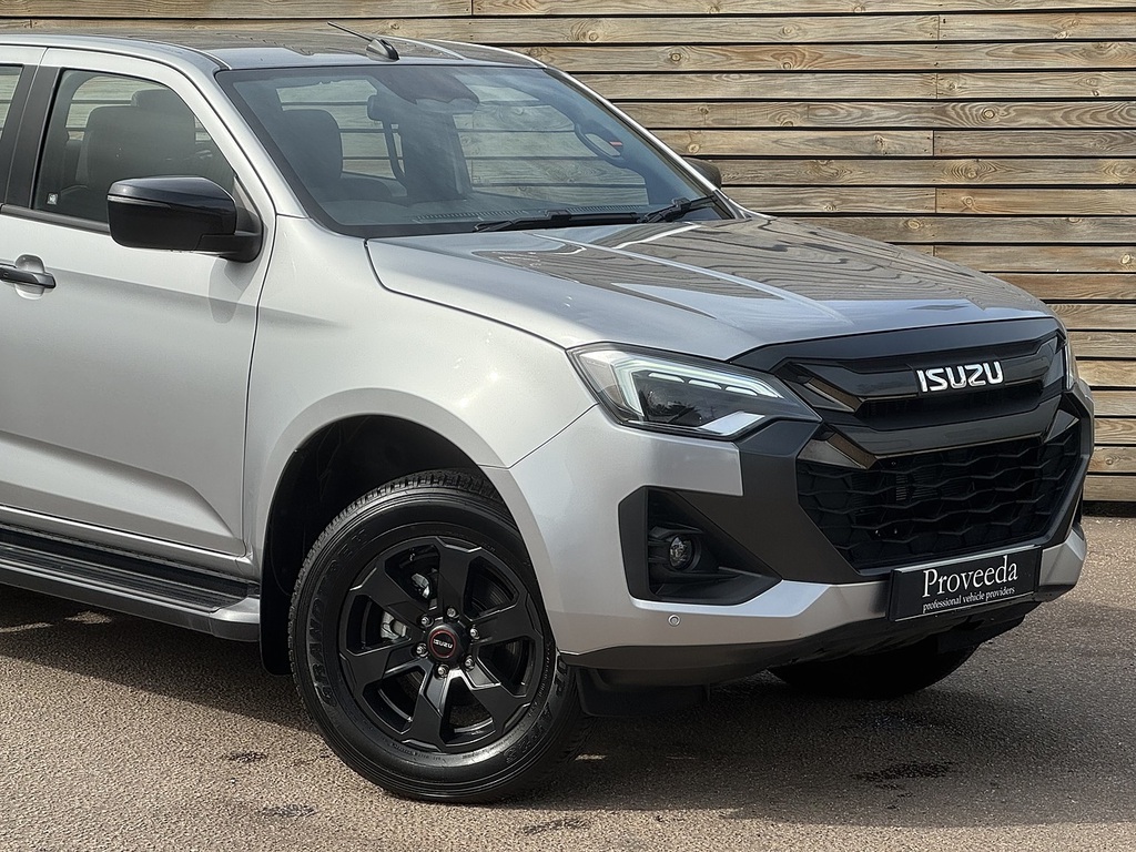 Isuzu D-Max V-cross Dcb Silver #5