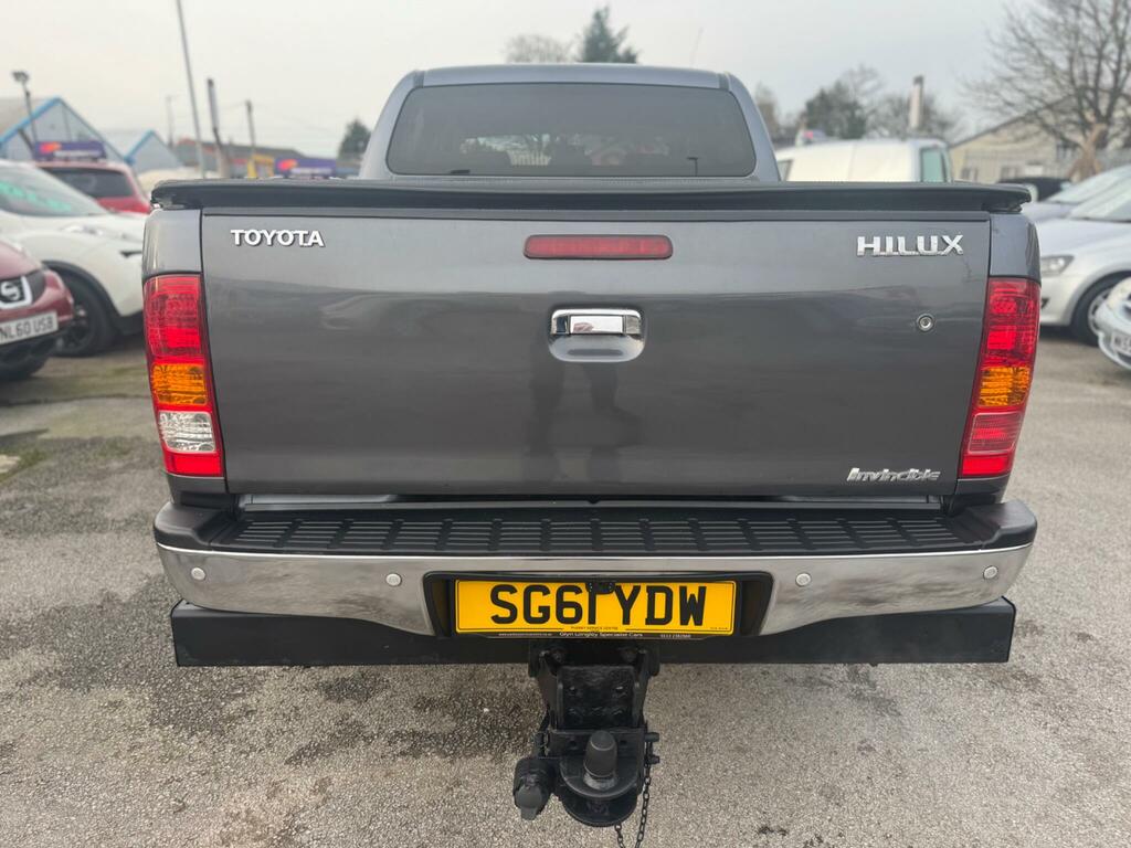 Toyota HILUX Invincible 4X4 D-4d Dcb Grey #6