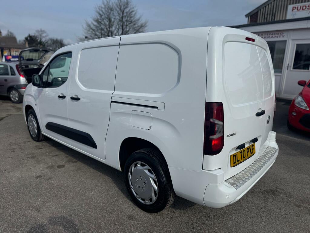 Vauxhall Combo 1.5 Turbo D 2300 Sportive L2 H1 Euro 6 Ss DL70PXF White #5