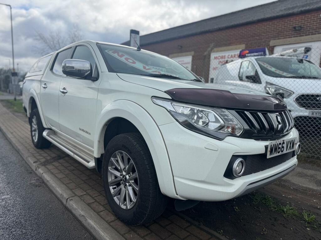 Mitsubishi L200 2.4 Di-d Dc Barbarian 4Wd Euro 6 White