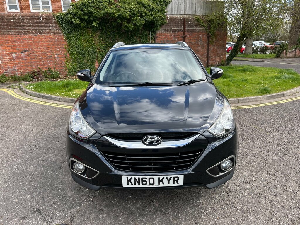 Hyundai Ix35 Premium Crdi 4Wd 5-Door Black #6