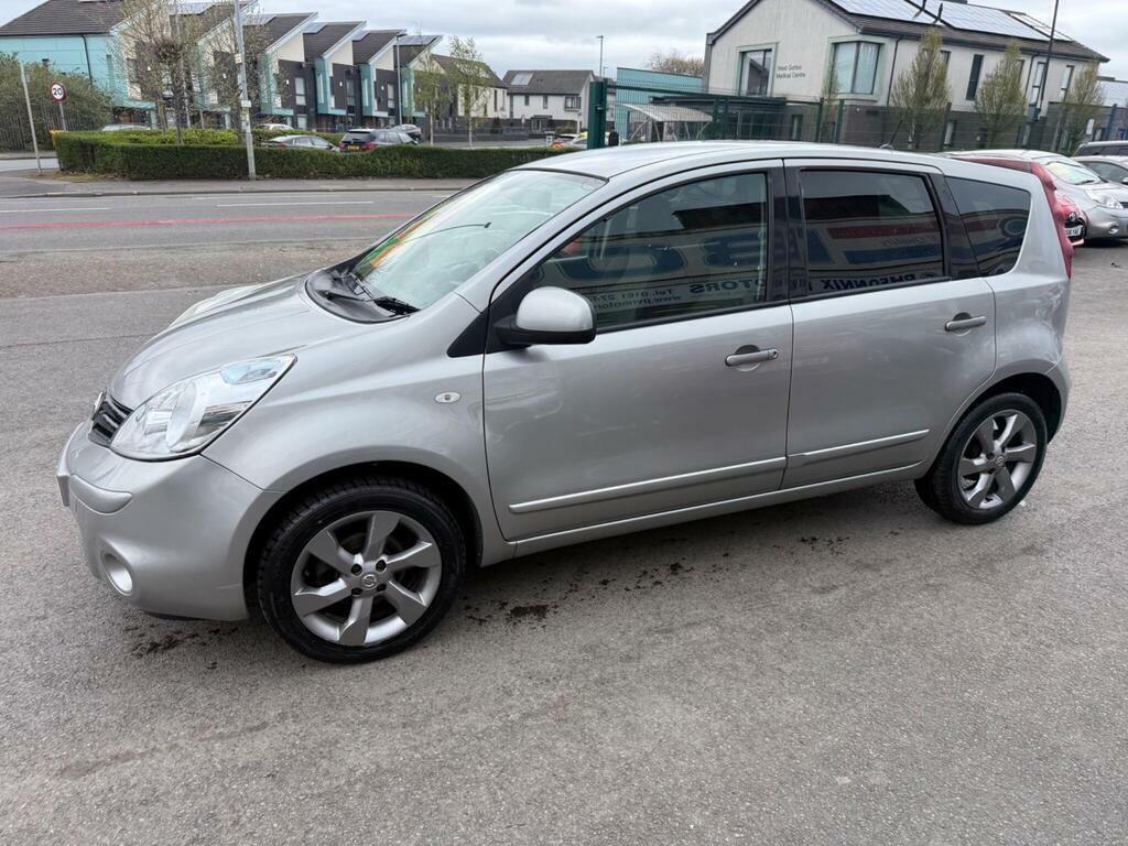 Nissan Note 1.6 16V N-tec Euro 5 PJ60EXT Silver #4