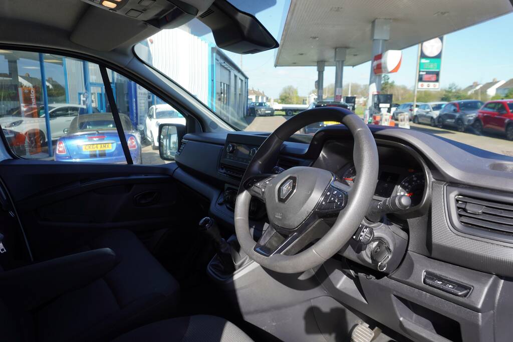 Renault Trafic 2.0 Dci Blue Ll30 Start L2 H1 Euro 6 Ss YB23WFN White #4