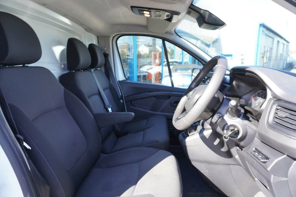Renault Trafic 2.0 Dci Blue Ll30 Start L2 H1 Euro 6 Ss YB23WFN White #5