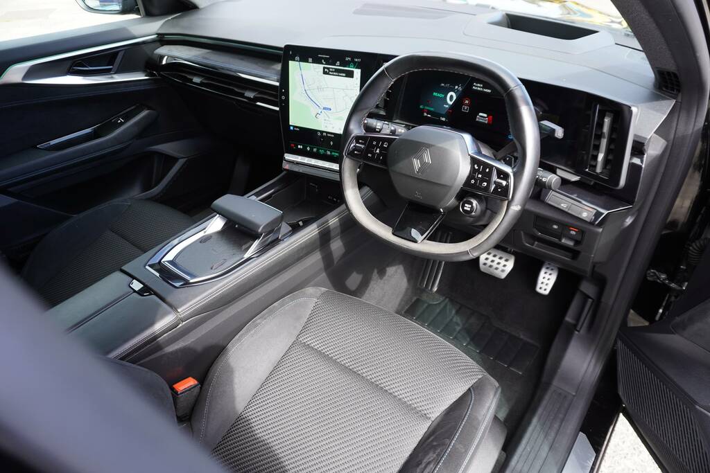 Renault Austral 1.2 E-tech Techno Esprit Alpine Euro 6 Ss WF74PNU Black #3