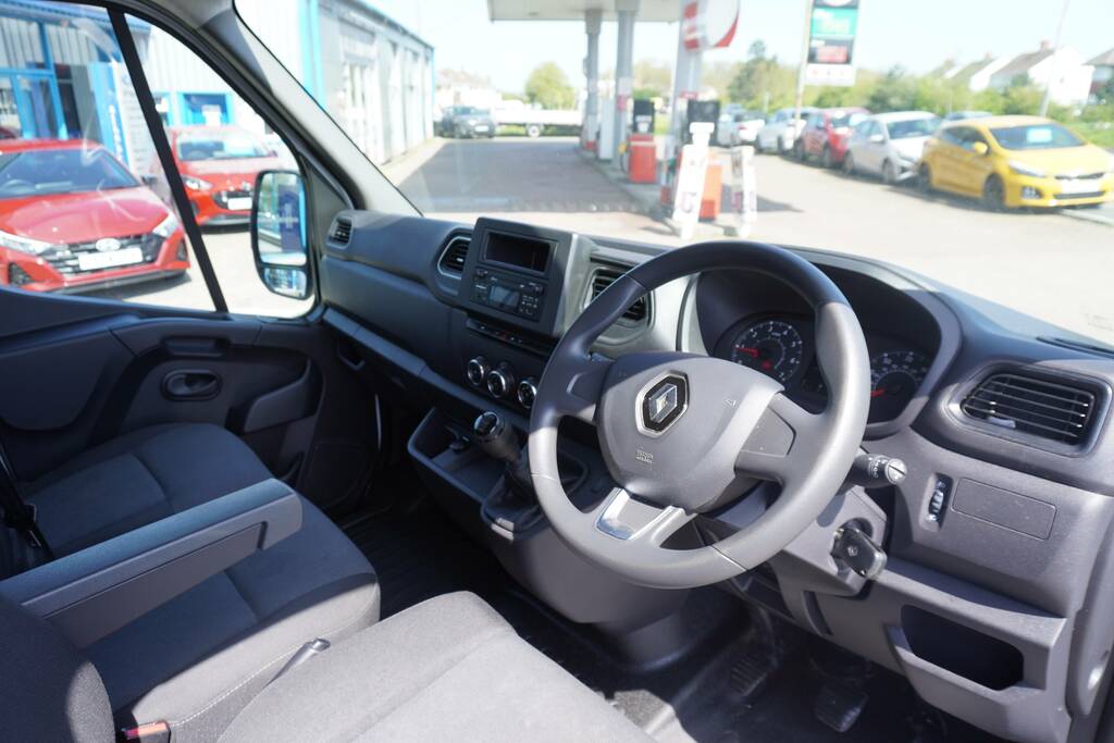 Renault Master 2.3 Dci 35 Business Fwd Lwb Medium Roof Euro 6 HT23KCA White #4