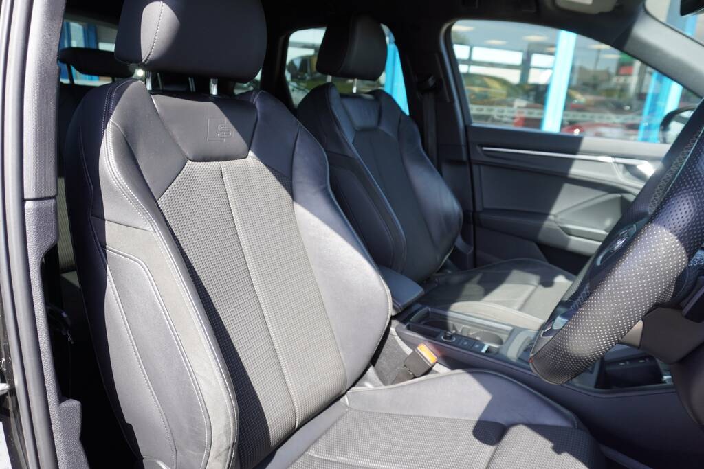 Audi Q3 Tfsi S Line Black Edition Mhev SB22UGL Black #6