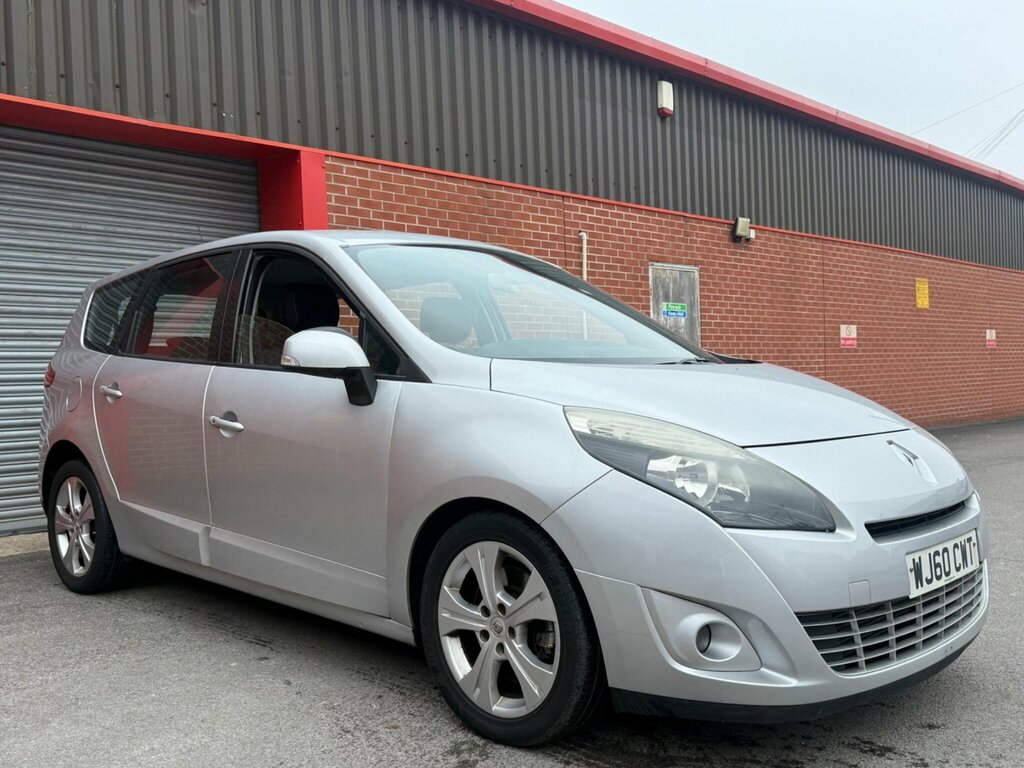 Renault Grand Scenic 2.0 Dci Dynamique Tomtom Euro 5 Silver