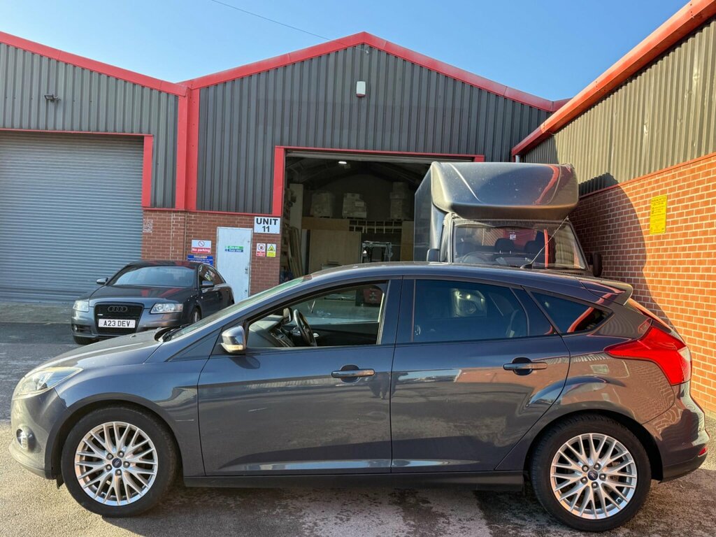 Ford Focus 1.6 Tdci Zetec Euro 5 Ss FD14BNX Grey #5