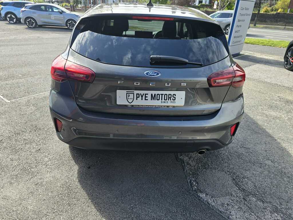 Ford Focus 1.0T Ecoboost Titanium Vignale Hatchback Petro PE24ZVA Grey #6