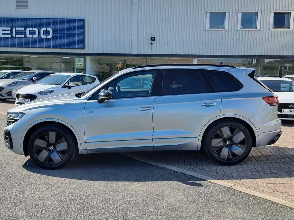 Volkswagen Touareg 3.0 Tdi V6 Black Edition Suv Tiptronic KP25NPJ Silver #4