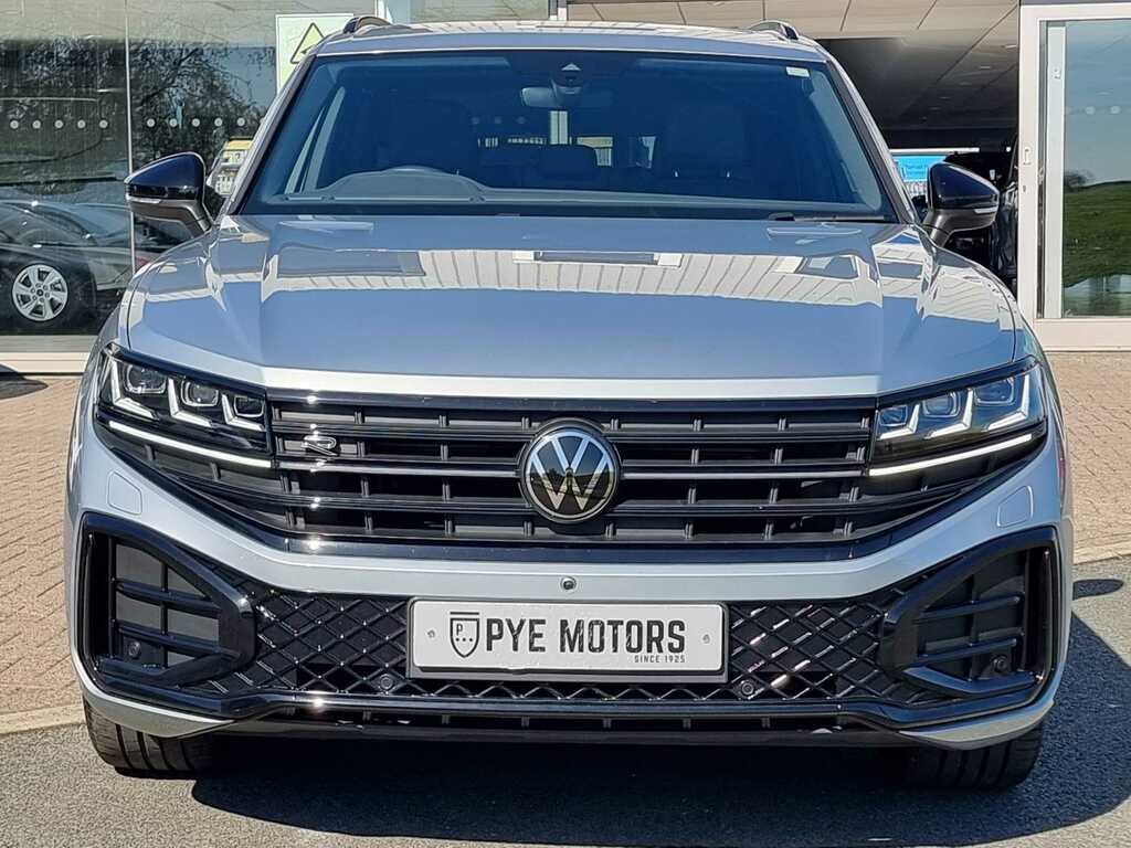 Volkswagen Touareg 3.0 Tdi V6 Black Edition Suv Tiptronic KP25NPJ Silver #2