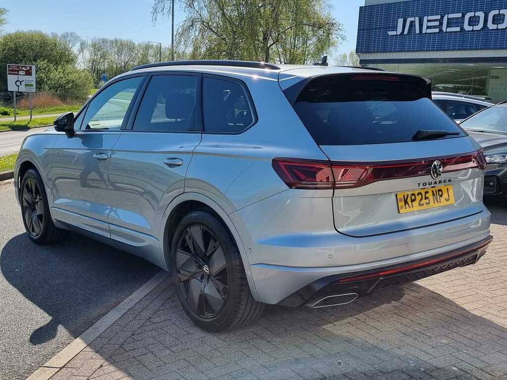 Volkswagen Touareg 3.0 Tdi V6 Black Edition Suv Tiptronic KP25NPJ Silver #5