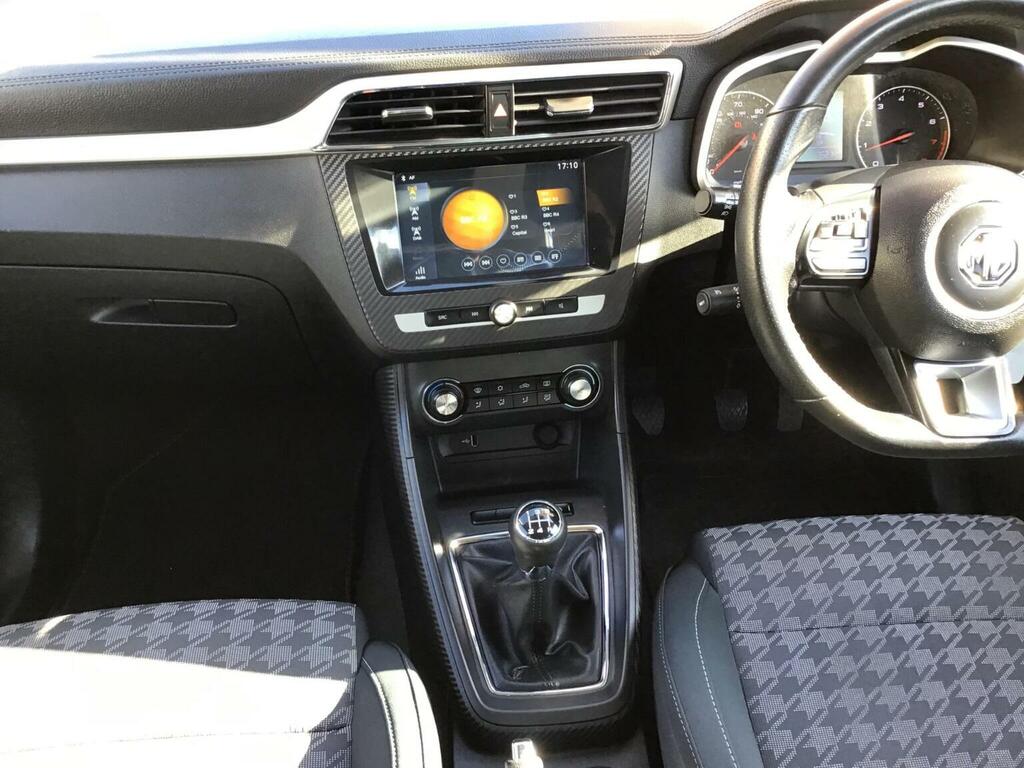 MG ZS Suv 1.5 Vti-tech Excite Euro 6 Ss 201818 YR18HTL Red #5