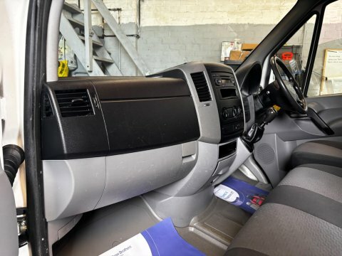 Volkswagen Crafter Diesel Black #23