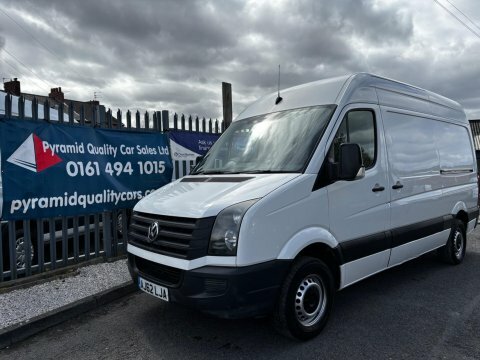 Volkswagen Crafter 2.0 Tdi Cr35 AJ62LJA White #2