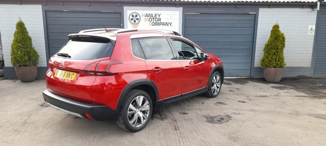 Peugeot 2008 1.2 Puretech Allure Premium Suv FG69XKC Red #3