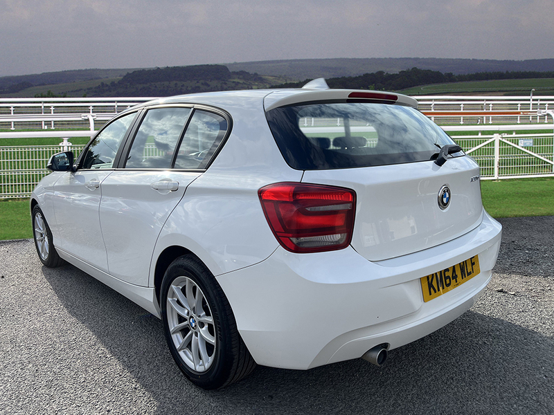 BMW 1 Series 120D Se KM64WLF White #2
