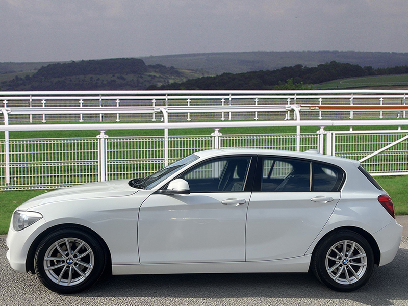 BMW 1 Series 120D Se KM64WLF White #4