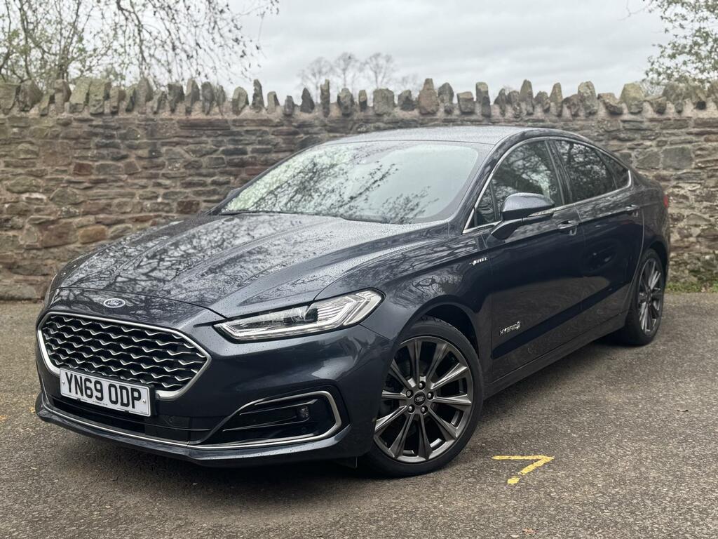 Ford Mondeo 2.0 Tivct Vignale Saloon Hybrid Cvt Eur Blue