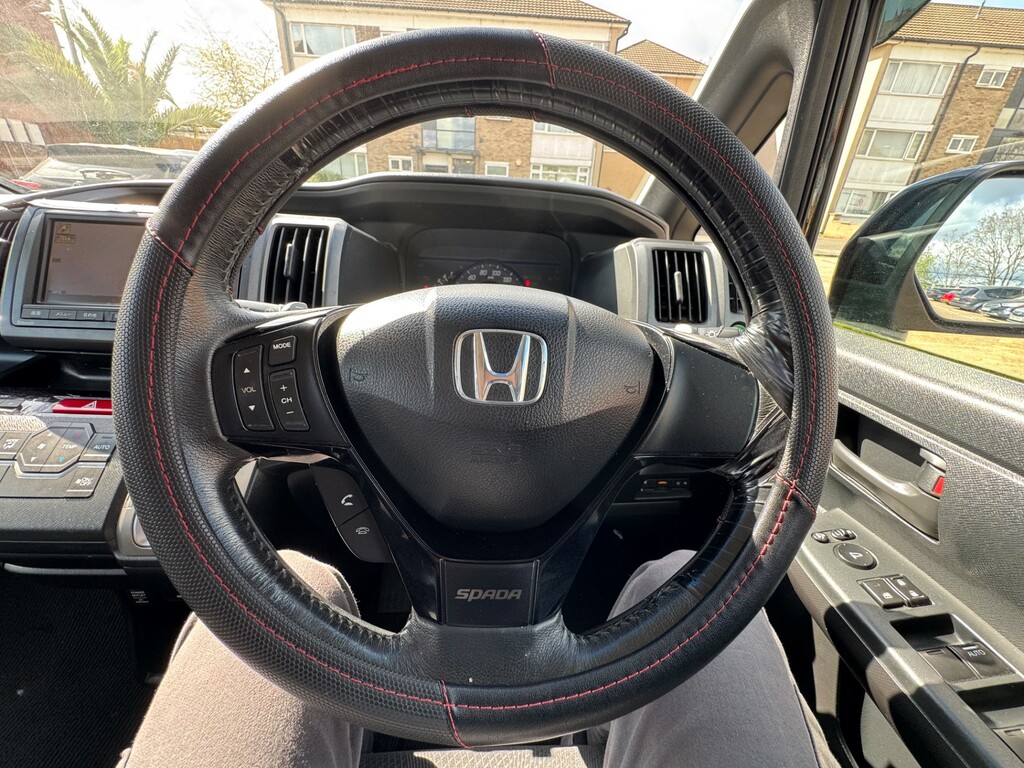 Honda StepWagon Mpv 7 Seater 201059 White #33