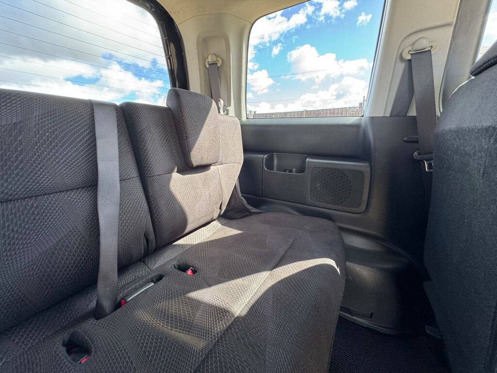 Honda StepWagon Mpv 7 Seater 201059 White #50