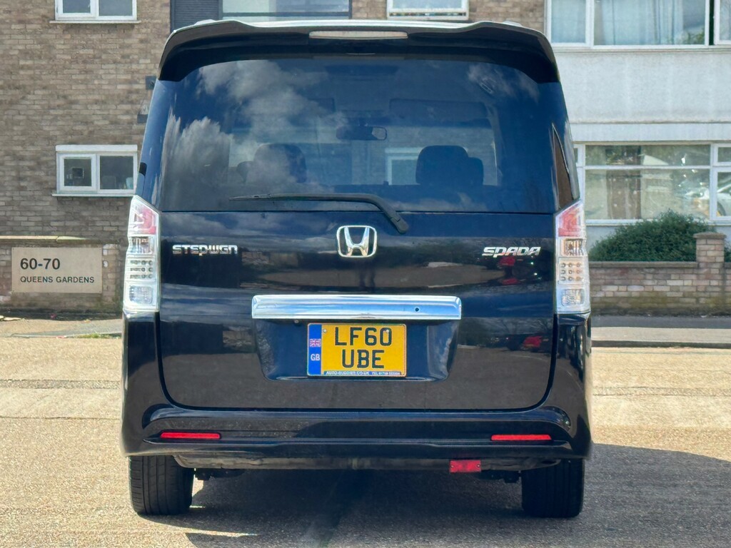 Honda StepWagon Mpv 7 Seater 201059 White #5