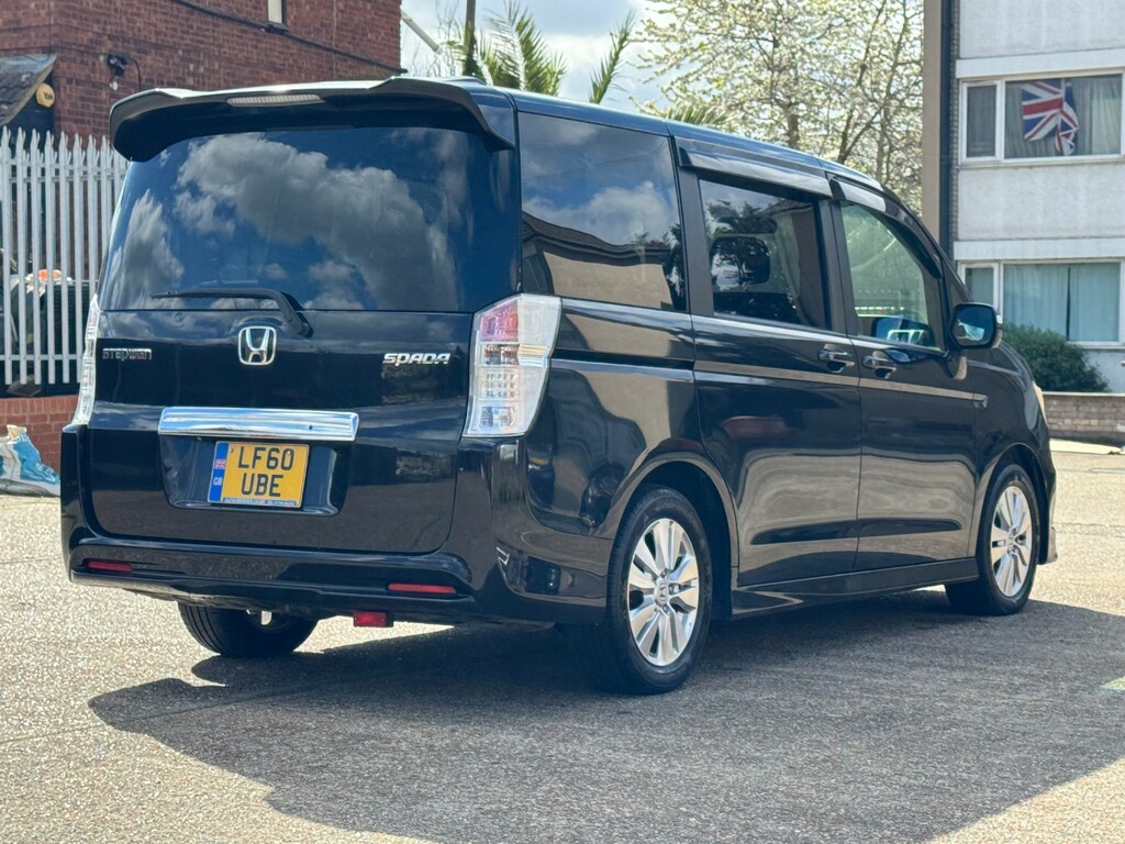 Honda StepWagon Mpv 7 Seater 201059 White #4