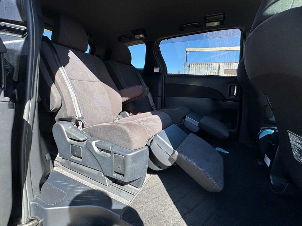 Toyota Estima Mpv Black #59