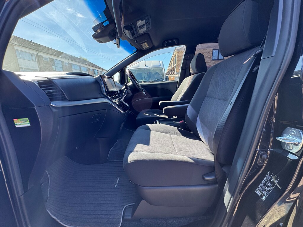 Toyota Estima Mpv Black #18