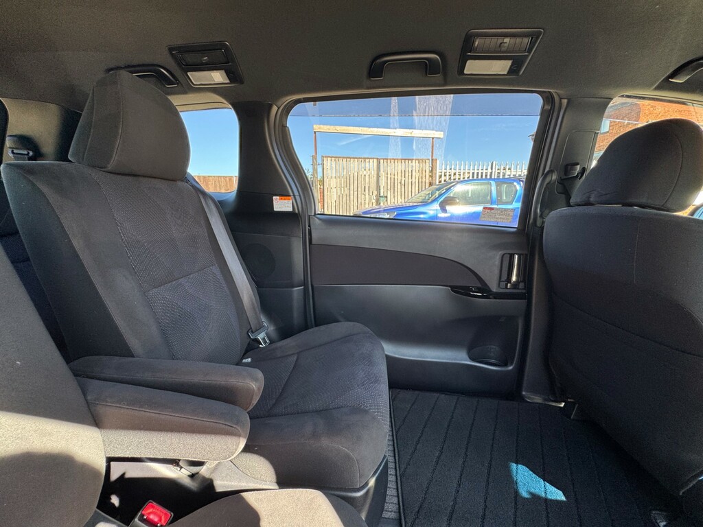 Toyota Estima Mpv Black #58