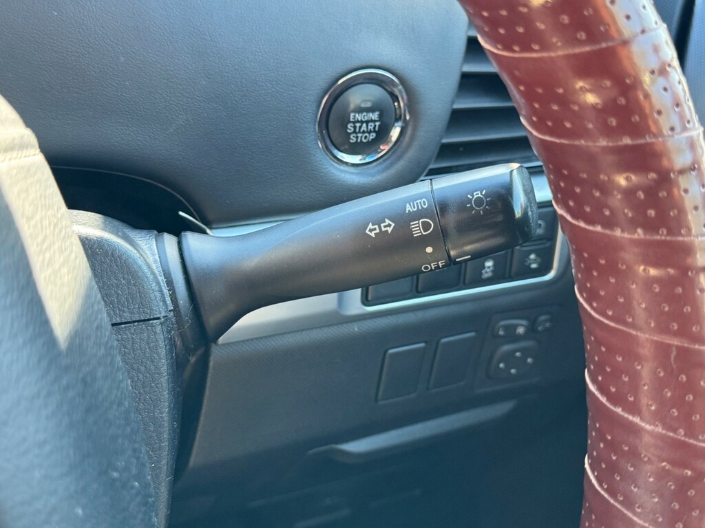Toyota Estima Mpv Black #40
