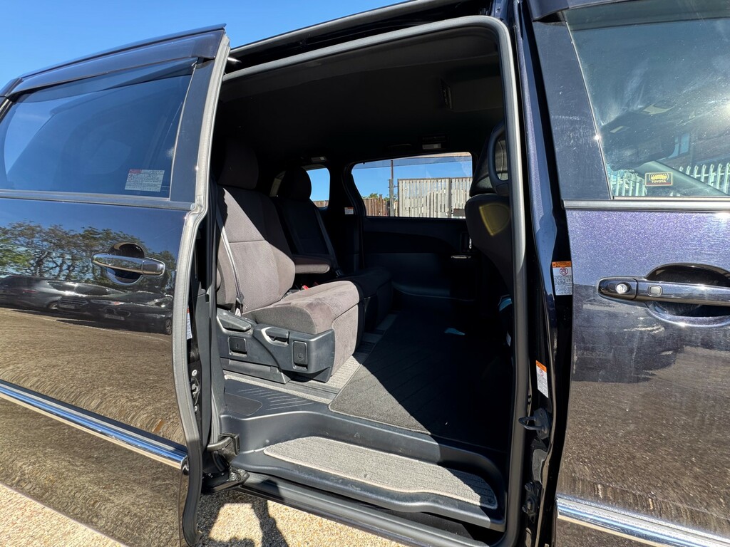 Toyota Estima Mpv Black #54