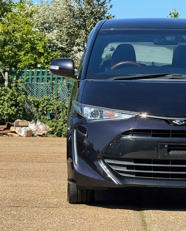 Toyota Estima Mpv Black #83