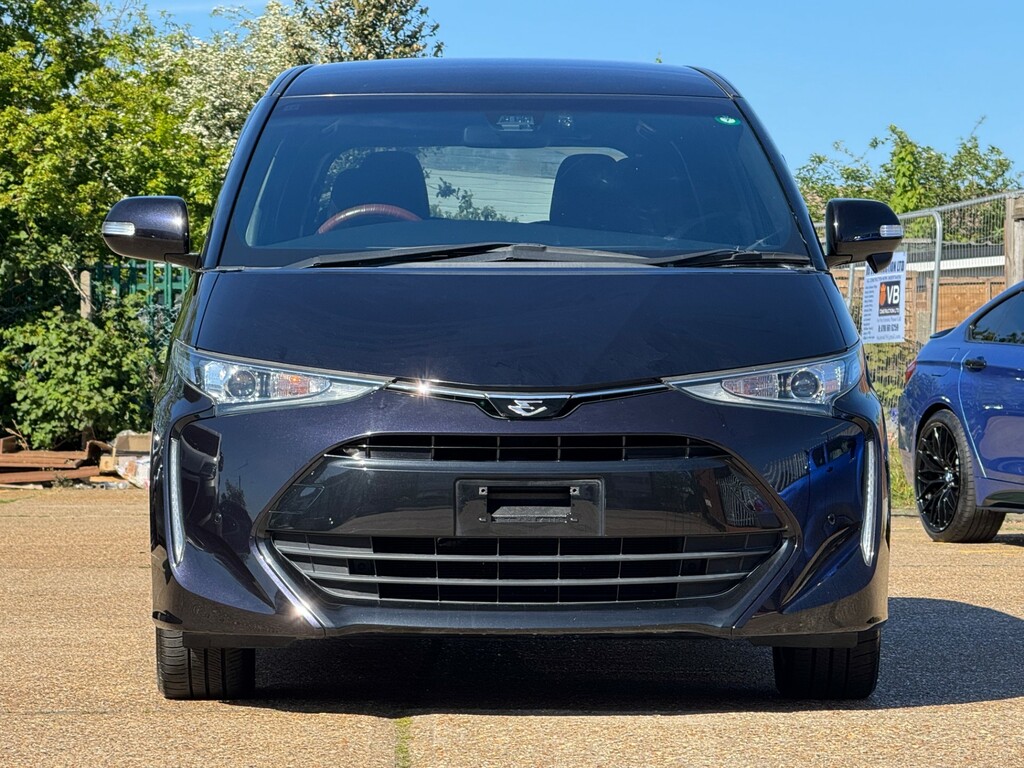 Toyota Estima Mpv Black #2