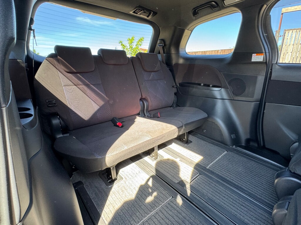 Toyota Estima Mpv Black #60
