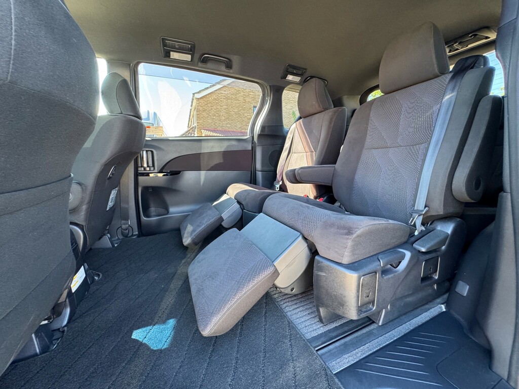 Toyota Estima Mpv Black #53