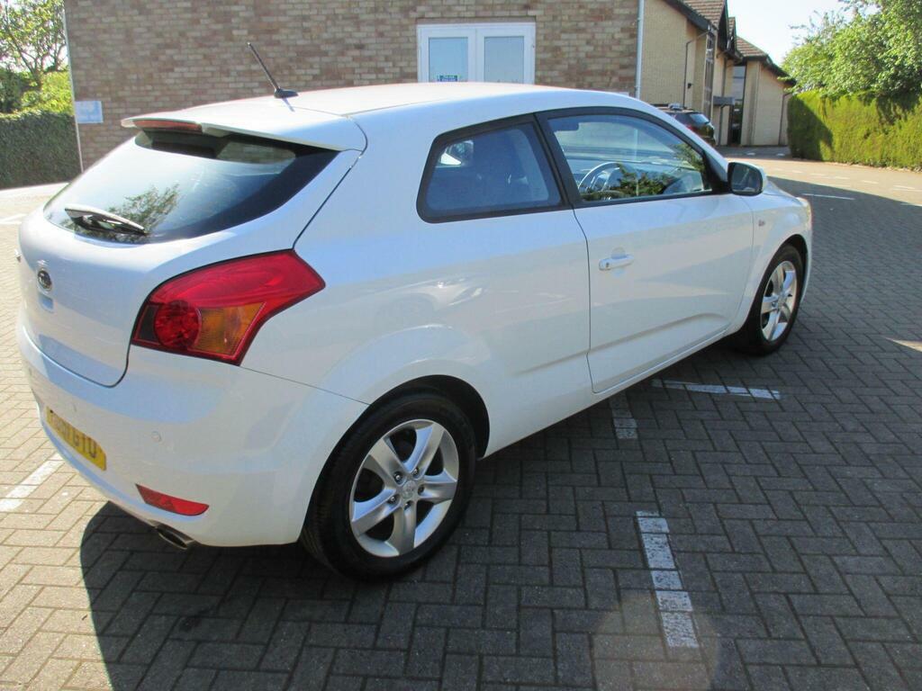 Kia Proceed 1.6 2 Euro 5 White #5