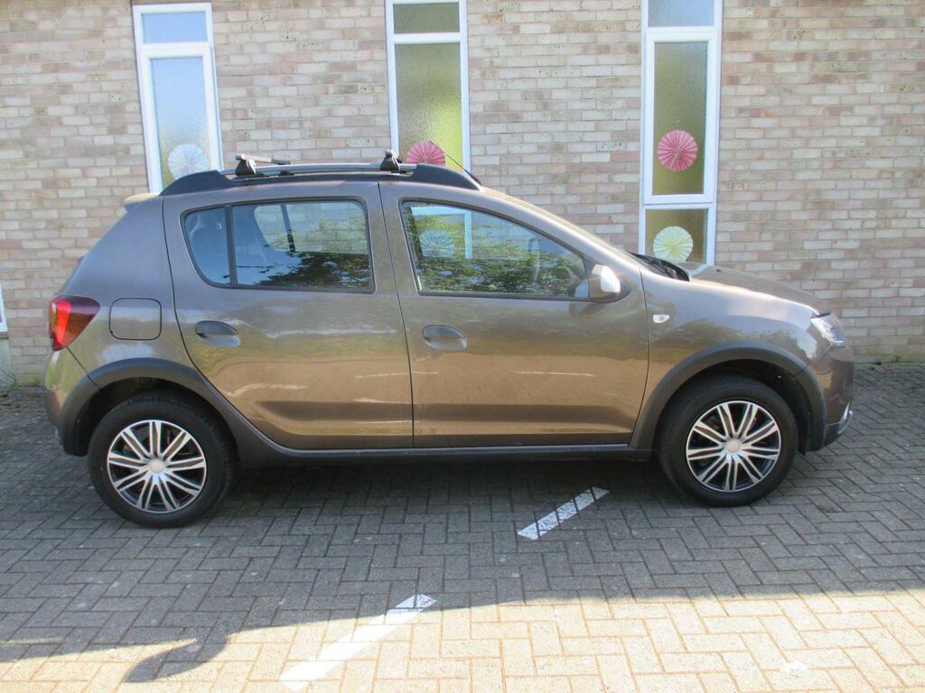 Dacia Sandero Stepway 0.9 Tce Essential Euro 6 S S WL19OKN Brown #6
