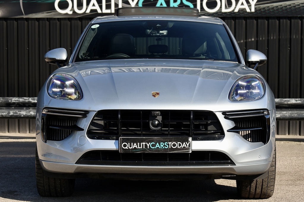 Porsche Macan Macan Turbo YA20ZDC Silver #4