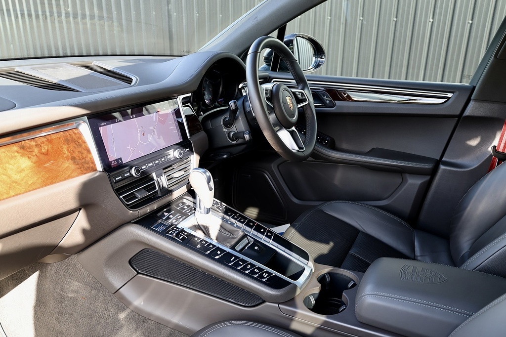 Porsche Macan Macan S WR21VYF  #3